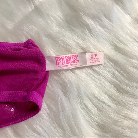 ｖｉｃｔｏｒｉａ'ｓ  ｓｅｃｒｅｔ  ｐｉｎｋ  ｍｅｔａｌｌｉｃ  ｂａｎｄｅａｕ  ｔｏｐ - Picture 4 of 4